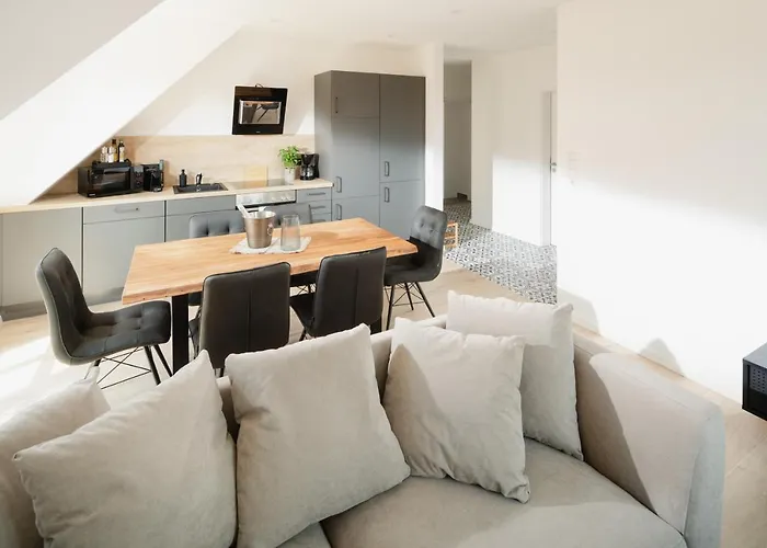 Kuesten Suite West Seitliche Wasserlage, 1 Balkon, 90Qm